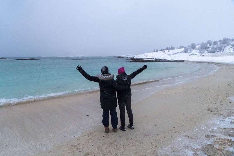 Am verschneiten Strand